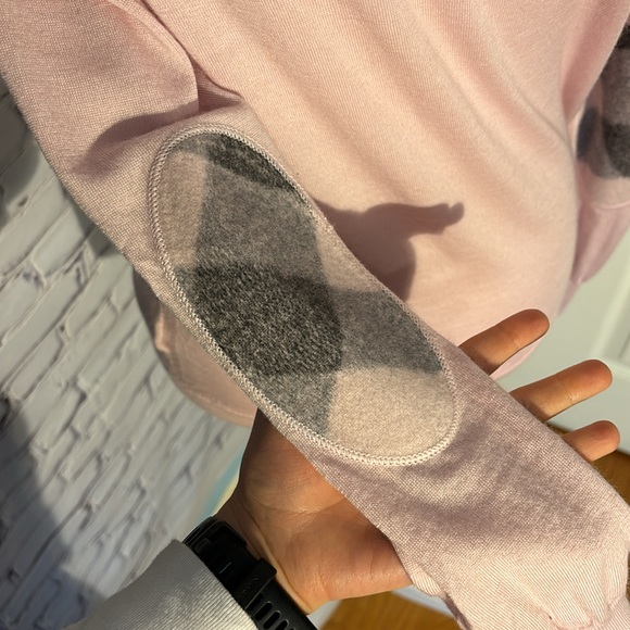 Authentic NWOT Burberry Merino Wool Sweater with Elbow Patches - Picture 8 of 11